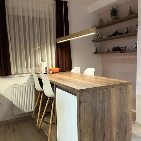 Snow Pine Apartament